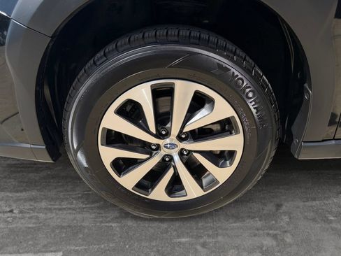 Used 2023 Subaru Outback Premium AWD/4WD image 9