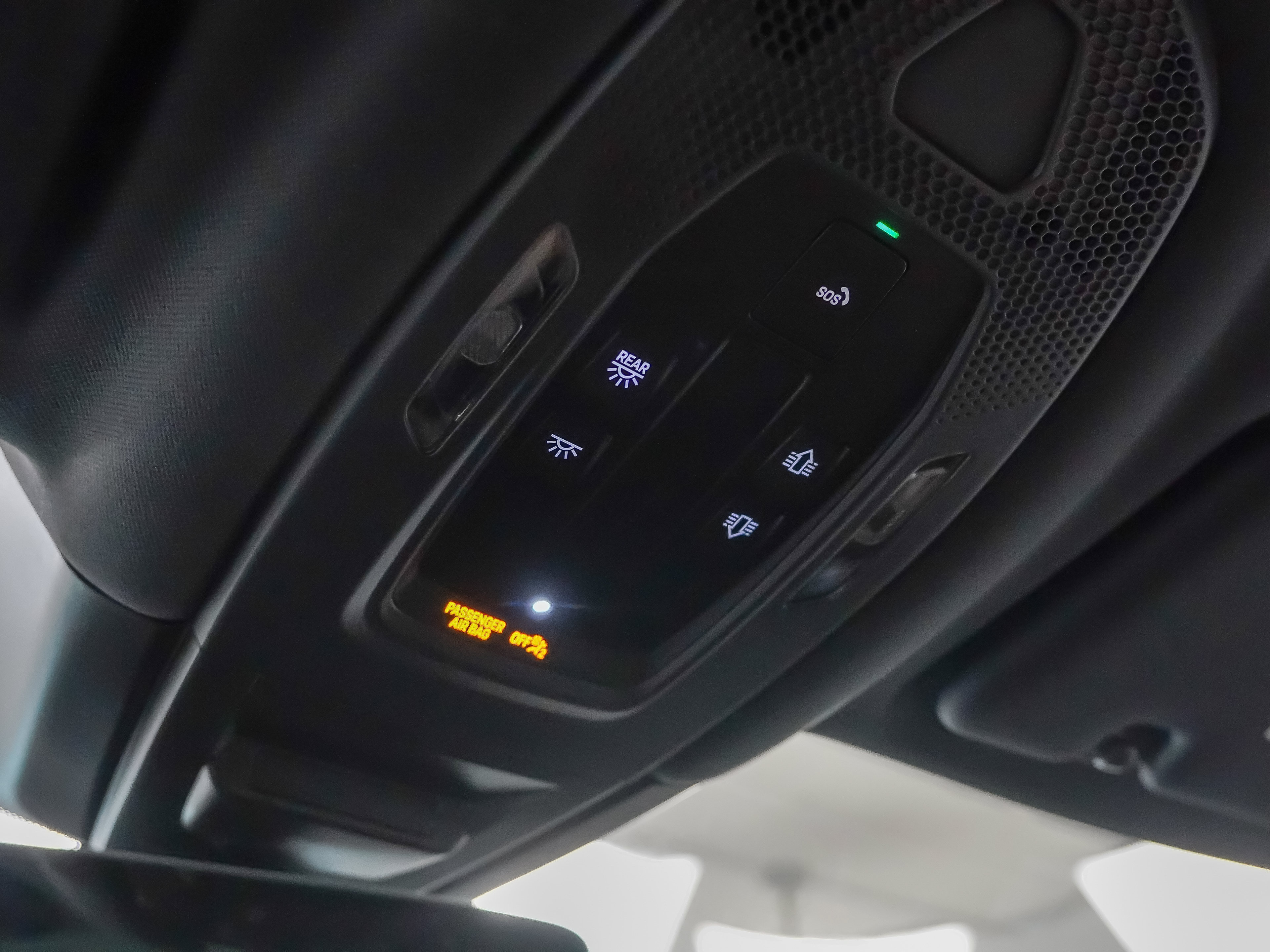 Certified 2026 Porsche Cayenne E-Hybrid Coupe AWD/4WD image 25