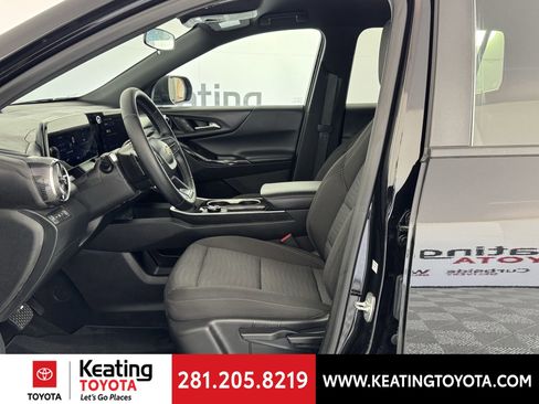 Used 2026 Chevrolet Equinox LT image 14