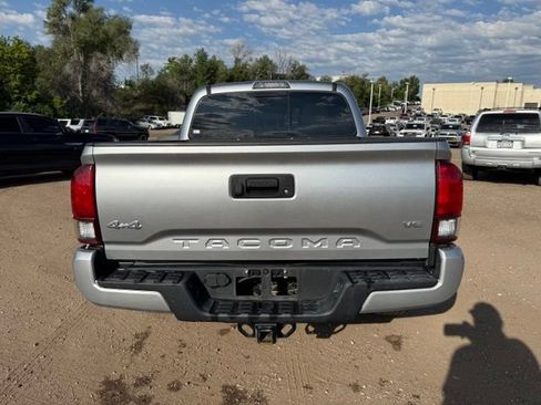 Used 2023 Toyota Tacoma SR5 w/ Technology Package AWD/4WD image 5