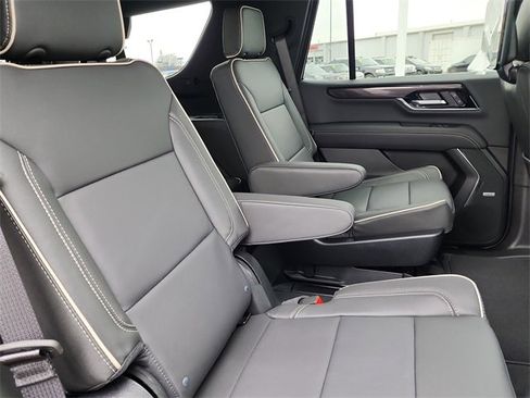 New 2026 GMC Yukon Elevation w/ Elevation Premium Package image 18