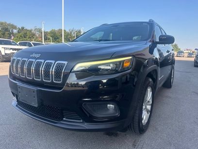 Used 2019 Jeep Cherokee Latitude w/ Popular Appearance Group
