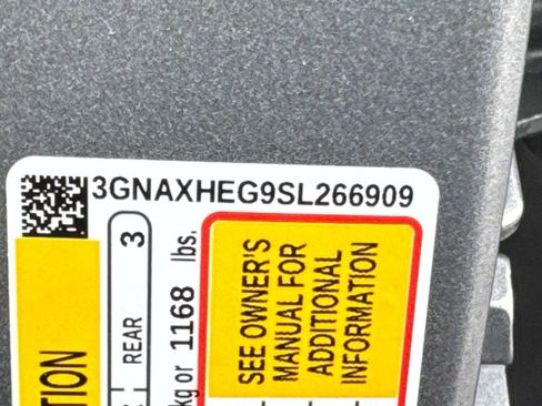 Certified 2025 Chevrolet Equinox LT image 32