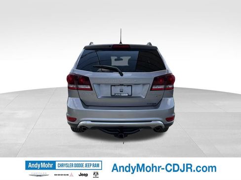 Used 2019 Dodge Journey Crossroad FWD image 6