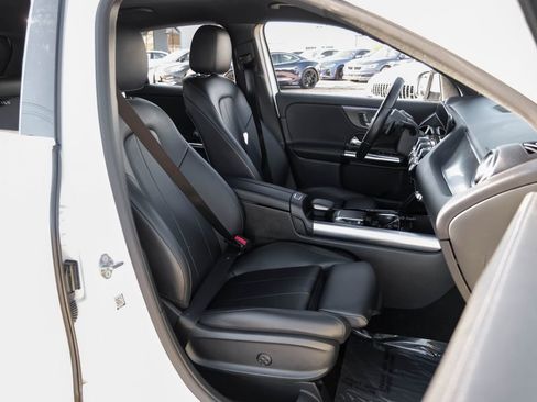 Used 2021 Mercedes-Benz GLA 250 image 32