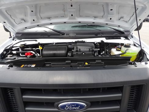 Used 2024 Ford E-350 and Econoline 350 Super Duty w/ Driver's Safety Package RWD image 34