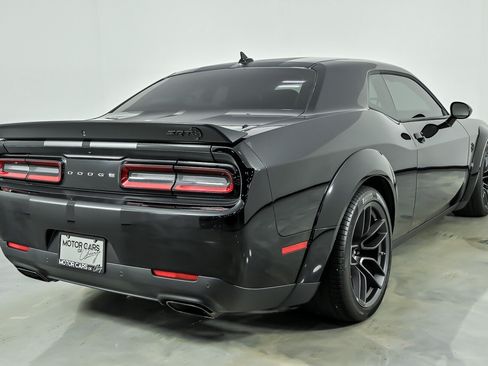 Used 2023 Dodge Challenger SRT Hellcat RWD image 10