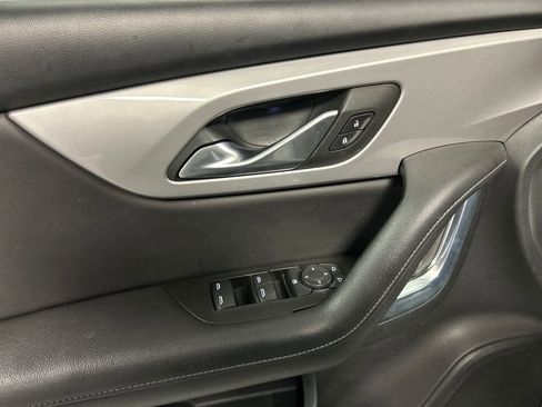 Used 2022 Chevrolet Blazer LT FWD image 14