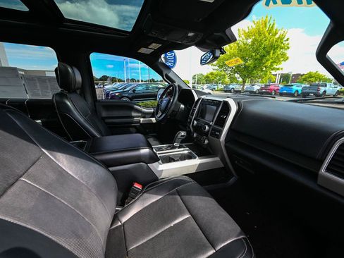 Certified 2018 Ford F150 Lariat w/ Equipment Group 502A Luxury AWD/4WD image 24