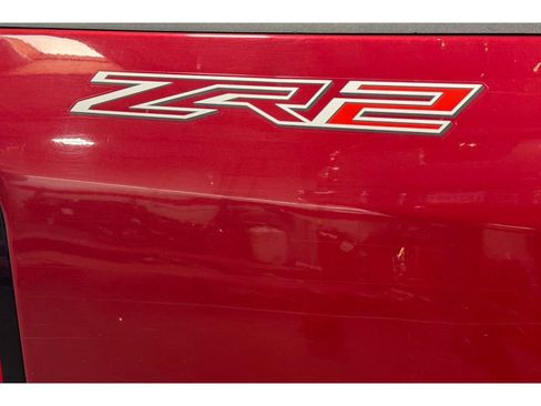 Used 2018 Chevrolet Colorado ZR2 image 7