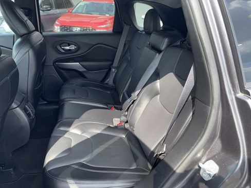 Used 2021 Jeep Cherokee Latitude Lux w/ Trailer Tow Group image 29