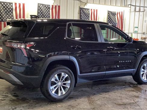 New 2026 Chevrolet Equinox LT w/ Convenience Package II image 3