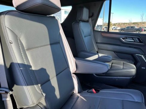Used 2025 GMC Yukon Denali image 22