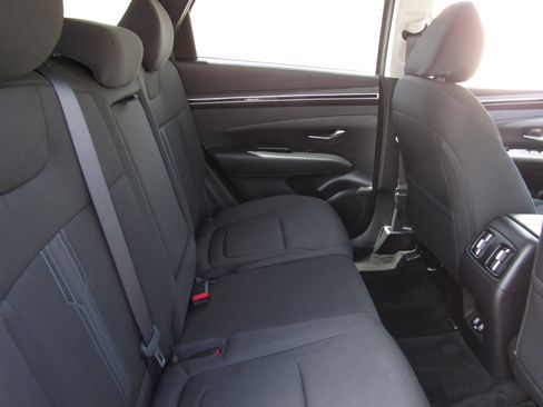 Used 2024 Hyundai Tucson SEL FWD image 11