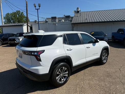 Used 2025 Chevrolet Equinox LT FWD image 5