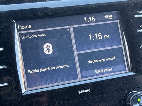 Used 2020 Toyota Camry SE image 18