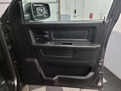 Used 2018 RAM 1500 Express w/ Express Value Package AWD/4WD image 24