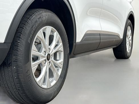 Certified 2025 Ford Escape Active image 16