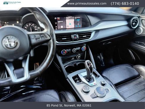 Used 2021 Alfa Romeo Stelvio Ti Sport AWD/4WD image 27
