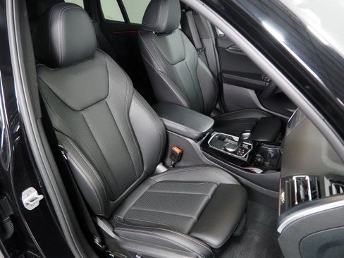 Used 2024 BMW X3 sDrive30i w/ Convenience Package RWD image 2