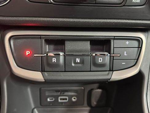 Used 2024 GMC Terrain Denali image 19