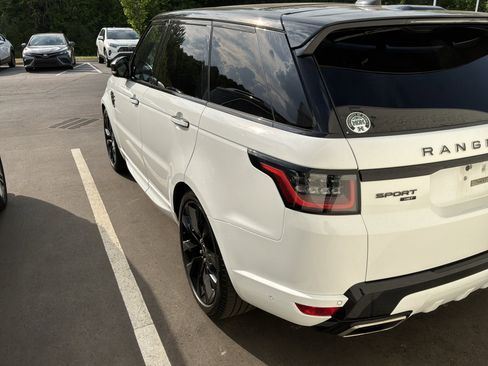 Used 2022 Land Rover Range Rover Sport HST AWD/4WD image 6