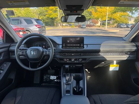 New 2026 Honda Accord LX image 5