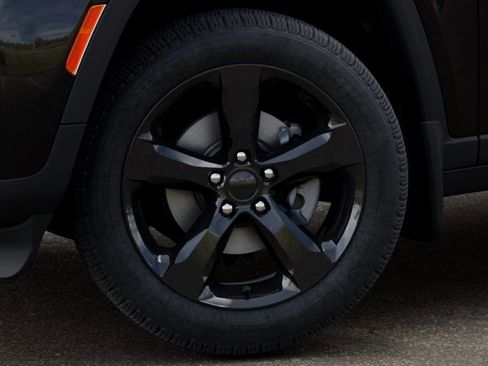 New 2026 Jeep Grand Cherokee L Limited w/ Limited Altitude Package image 8