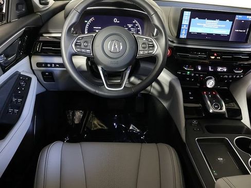 Certified 2026 Acura MDX SH-AWD w/ Technology Package image 3