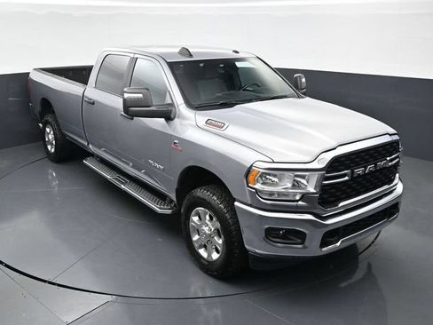 Used 2024 RAM 2500 Big Horn AWD/4WD image 38