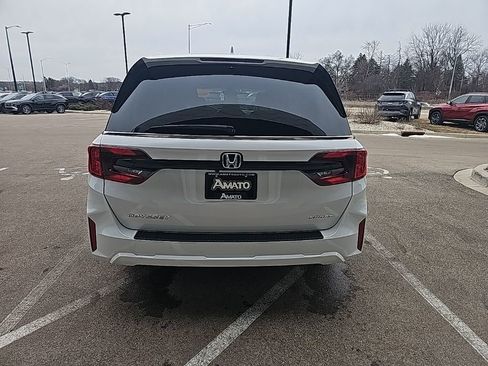 Used 2025 Honda Odyssey Sport-L image 4