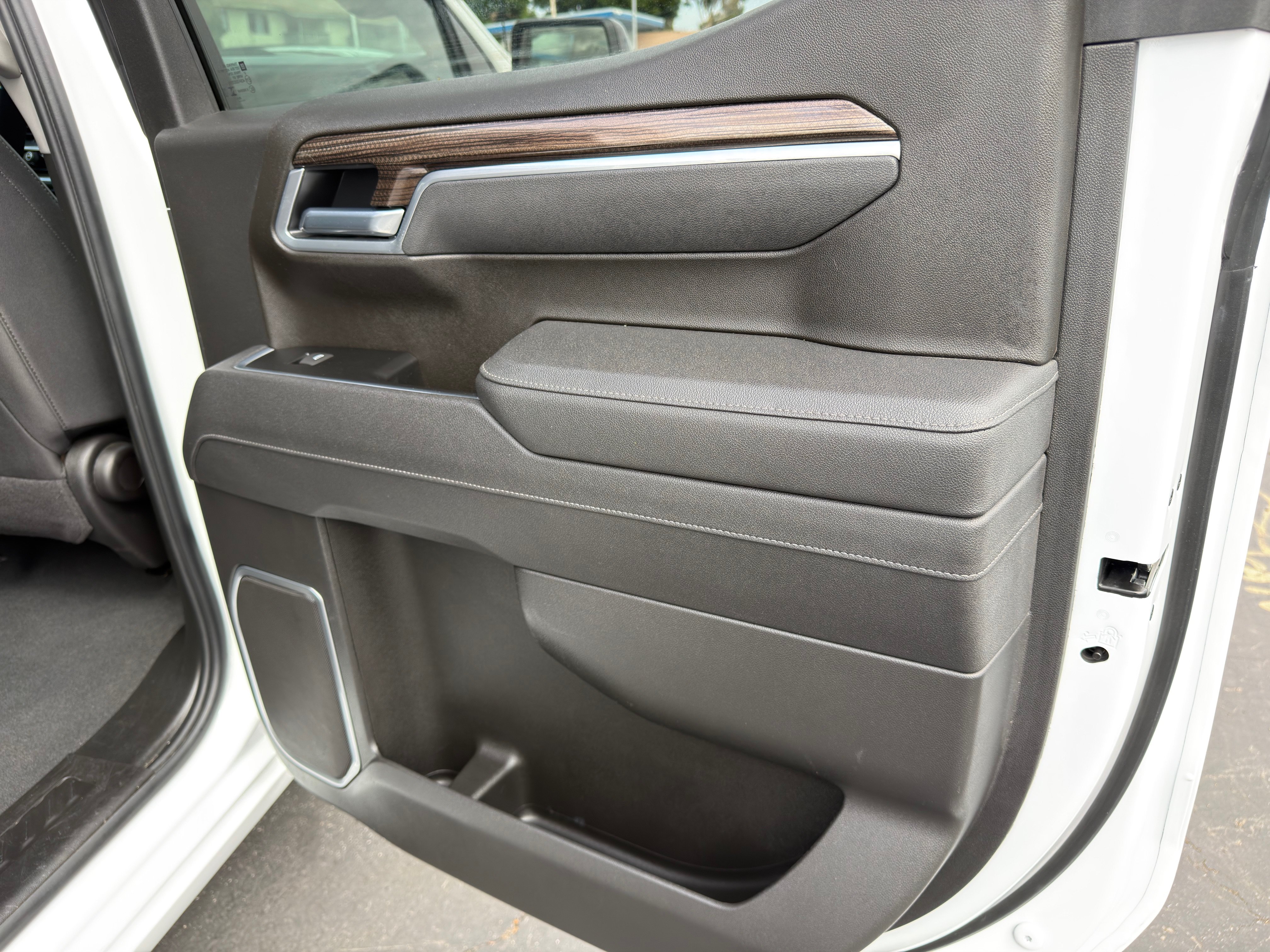 Used 2026 Chevrolet Silverado 1500 RST AWD/4WD image 13