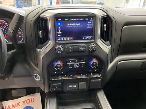 Used 2019 Chevrolet Silverado 1500 LT Trail Boss AWD/4WD image 21