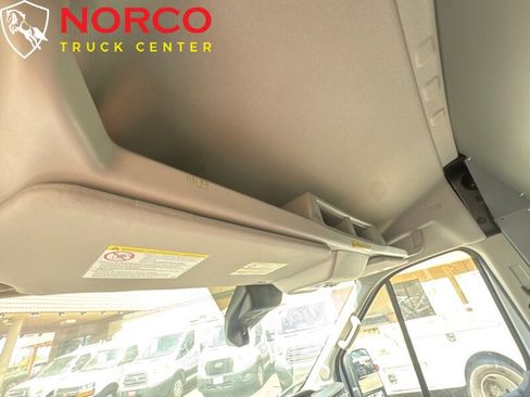 Used 2020 Ford Transit 250 Medium Roof image 23