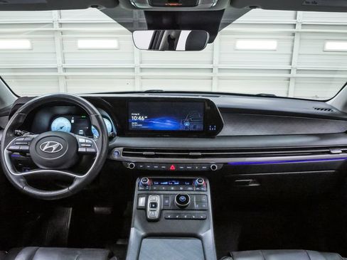 Certified 2024 Hyundai Palisade Limited FWD image 18