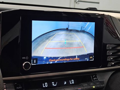 Used 2025 Toyota Camry LE FWD image 30