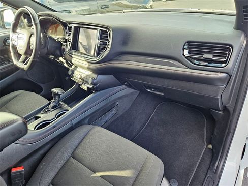 Certified 2024 Dodge Durango GT image 39