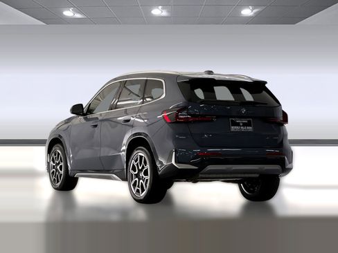 Used 2025 BMW X1 xDrive28i w/ Convenience Package image 3