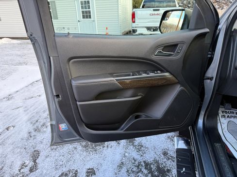 Used 2019 GMC Canyon Denali image 16