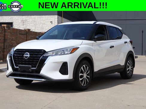 Used 2024 Nissan Kicks S FWD image 1