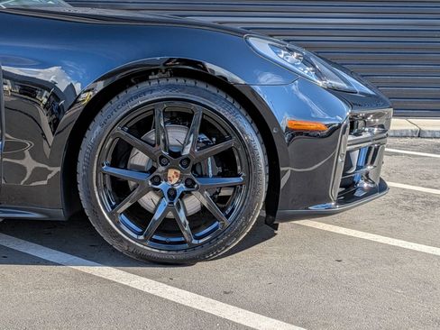 New 2026 Porsche Panamera RWD image 11