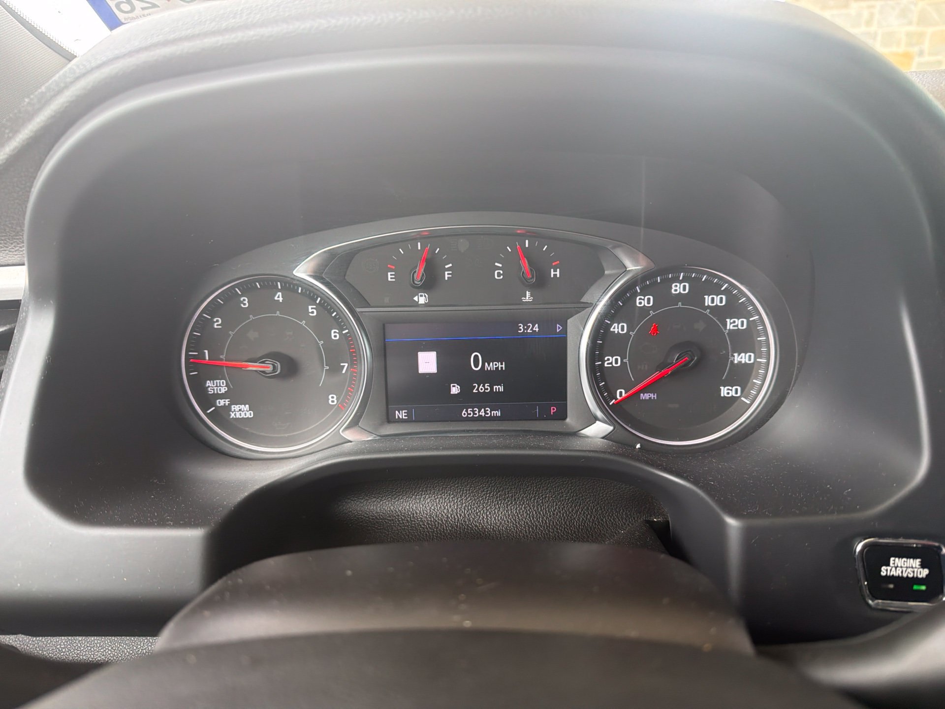 Used 2023 GMC Acadia SLT FWD image 25
