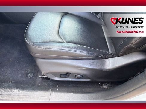 Used 2025 Jeep Compass Limited AWD/4WD image 11