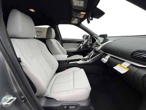 New 2026 Mitsubishi Eclipse Cross SEL image 9