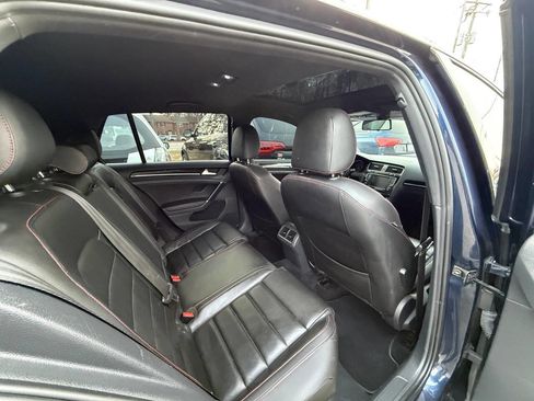 Used 2016 Volkswagen GTI SE image 13