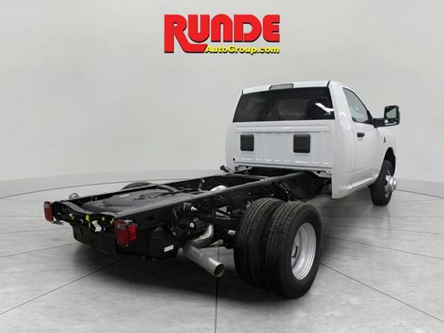Used 2024 RAM 3500 Tradesman image 4