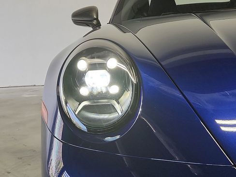 Certified 2024 Porsche 911 Carrera T RWD image 10