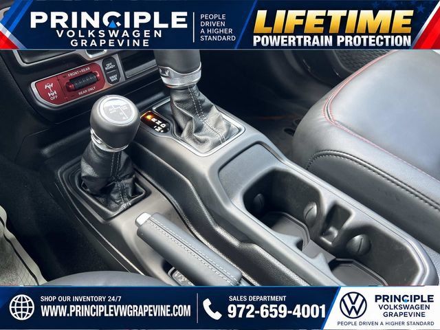 Used 2026 Jeep Wrangler Unlimited Rubicon AWD/4WD image 24