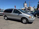 Used 2001 Toyota Sienna LE image 3