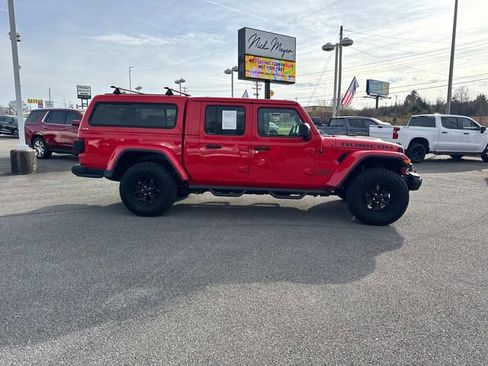 Used 2020 Jeep Gladiator Rubicon image 3